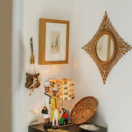 Le Nid Exotique - Vue Sur Les Toits Du Centre-ville